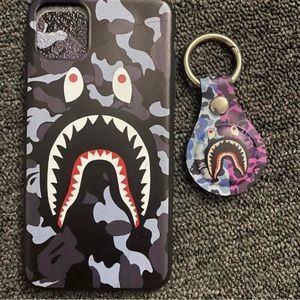 iPhone 12 phone case with keychain